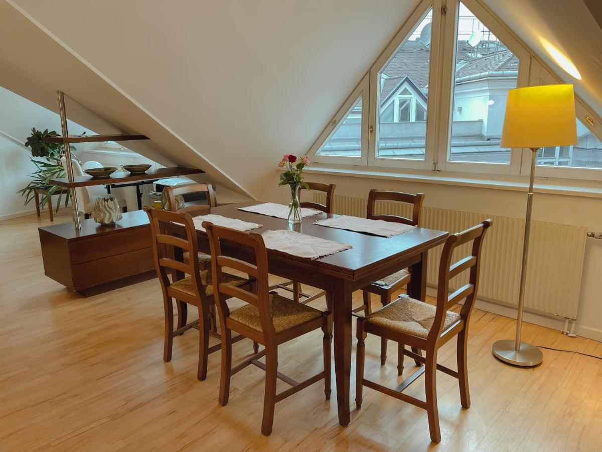 Luxury 150M2 Suite In Most Desirable Area Of Historic Central Viena Exterior foto