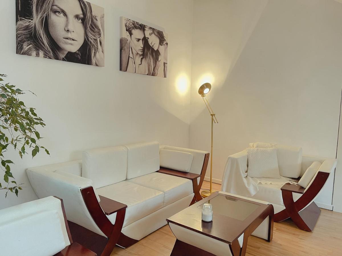 Luxury 150M2 Suite In Most Desirable Area Of Historic Central Viena Exterior foto